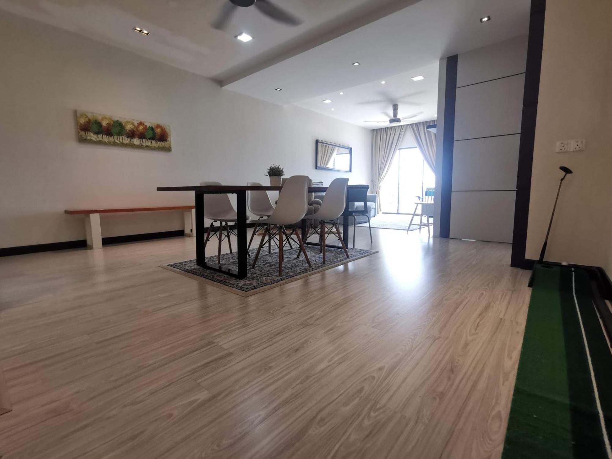 Enarahomes 莎阿南 外观 照片