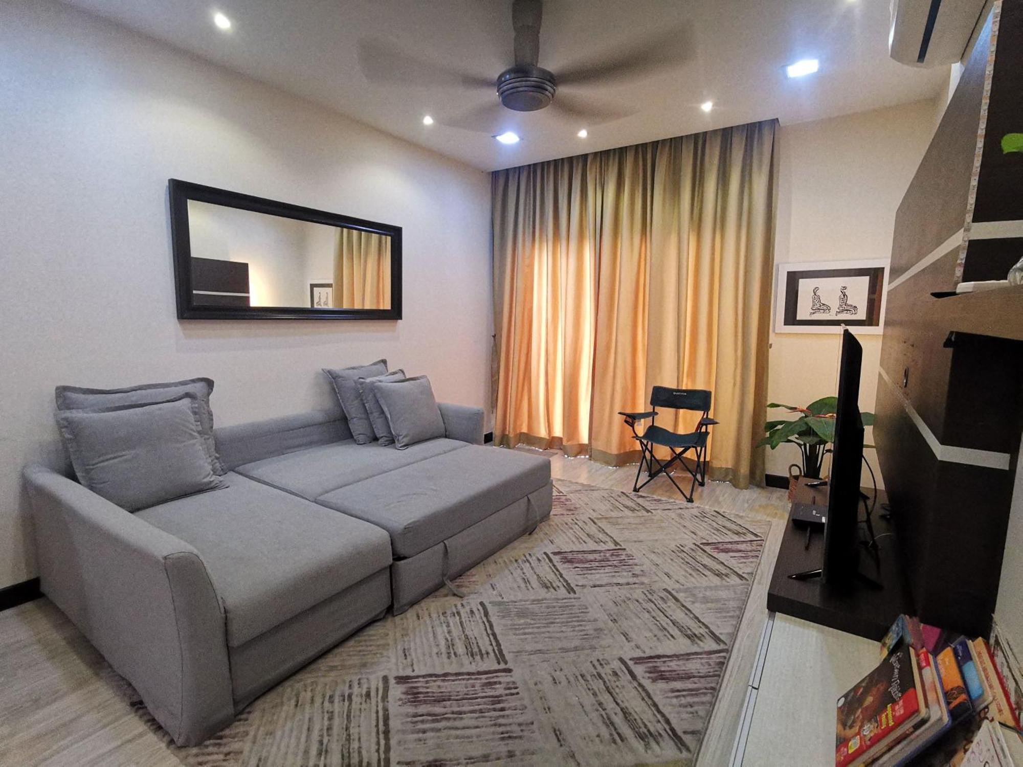 Enarahomes 莎阿南 外观 照片