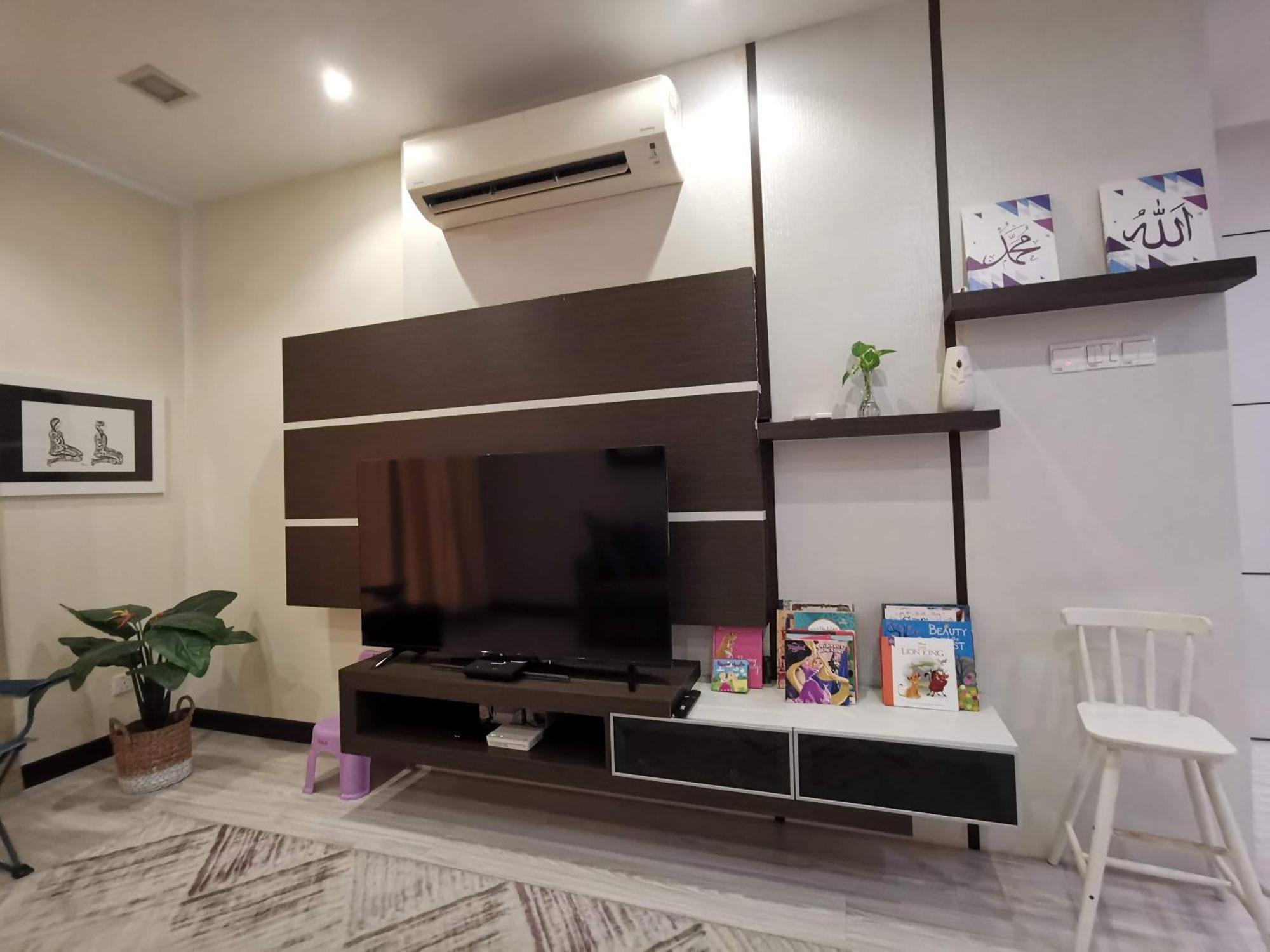 Enarahomes 莎阿南 外观 照片