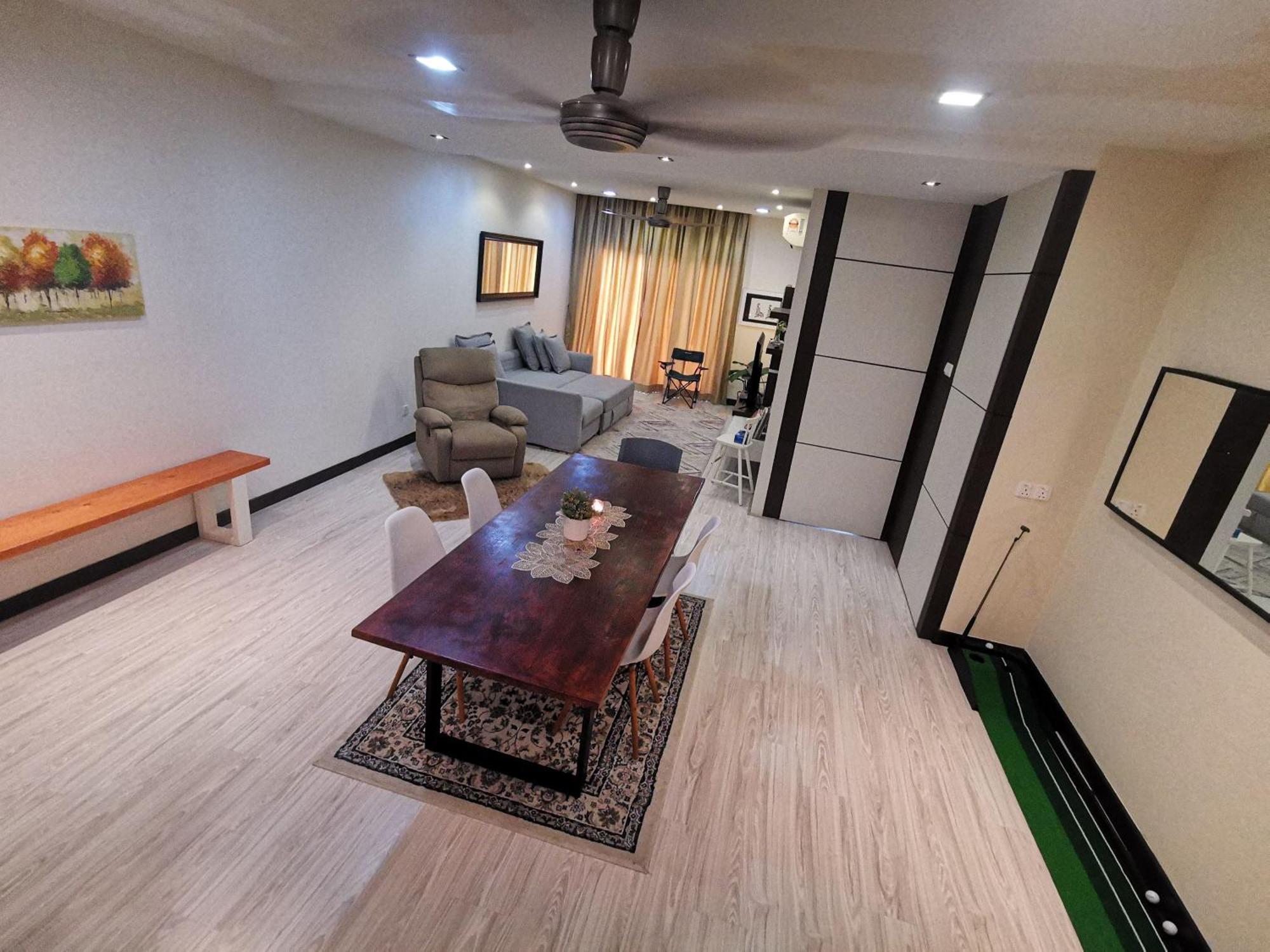 Enarahomes 莎阿南 外观 照片