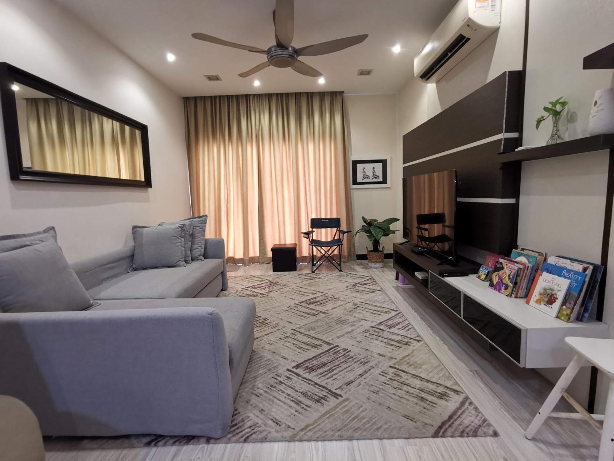 Enarahomes 莎阿南 外观 照片
