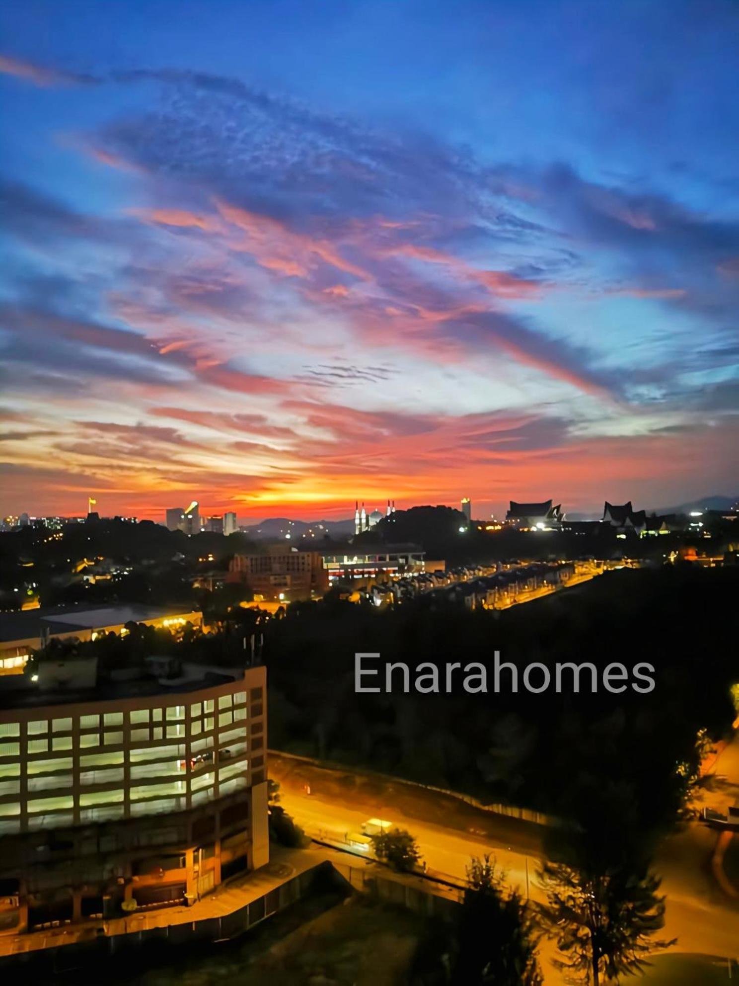 Enarahomes 莎阿南 外观 照片